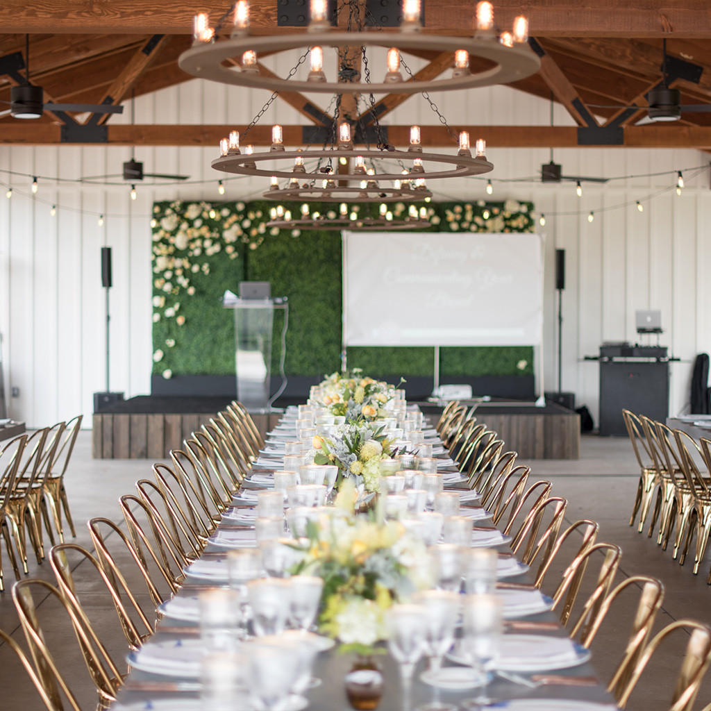 private-event-barn-dinner